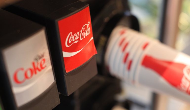 [FILE] A 16oz cup is filled with a Coca Cola (Coke) fountain drink.