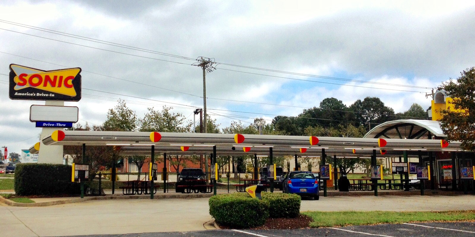 車社会には持ってこい！SONIC DriveInをご紹介！！ ワーキングホリデー（ワーホリ）・留学ならスタディ・ステイ・オーストラリア(SSA)